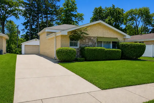 349 Elk Boulevard, Des Plaines, IL 60016