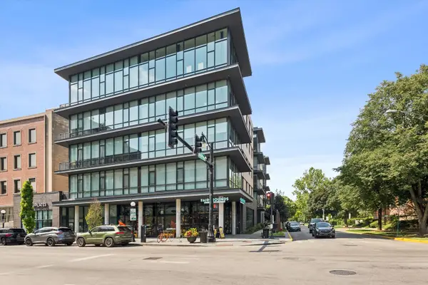 147 N Euclid Avenue #406, Oak Park, IL 60302