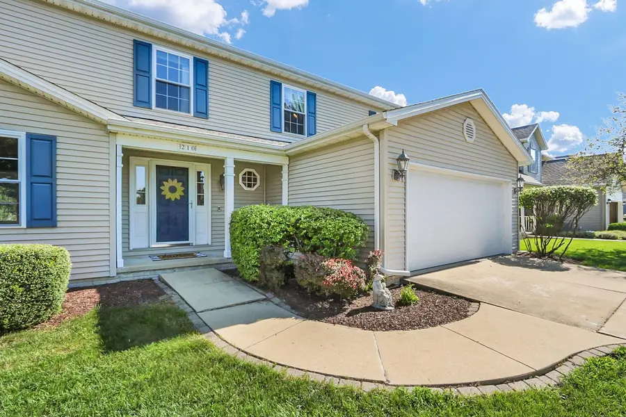 210 Goldenrod Drive, Savoy, IL 61874 - #3