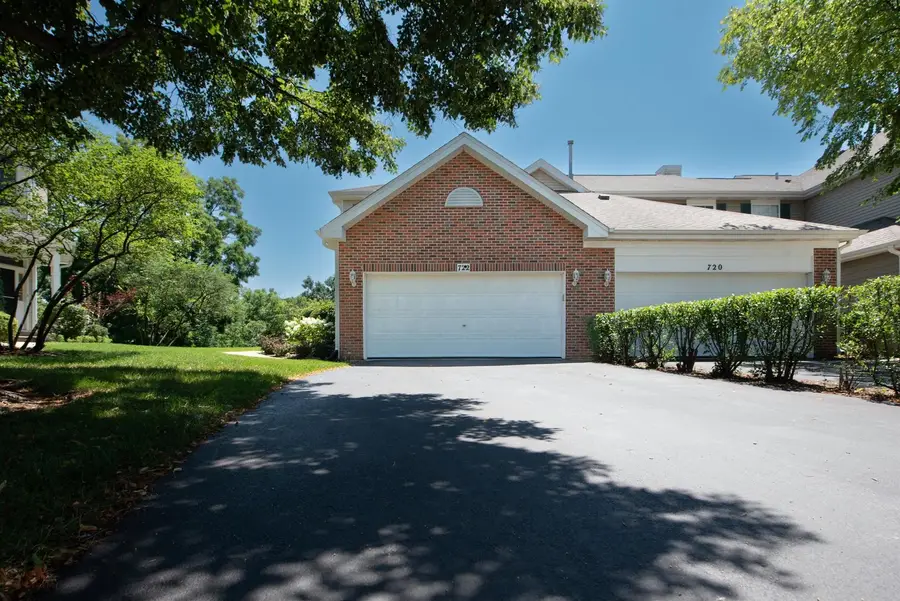 722 Timothy Court #O, East Dundee, IL 60118 - #2