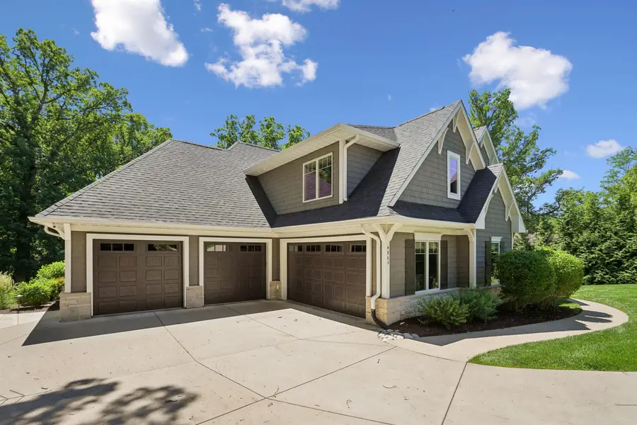 4865 Woody Creek Circle, Bettendorf, IA 52722 - #3