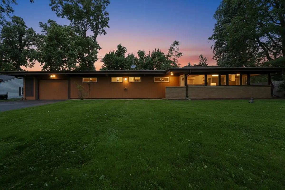 1460 Eagle Road, Elgin, IL 60123 - #1