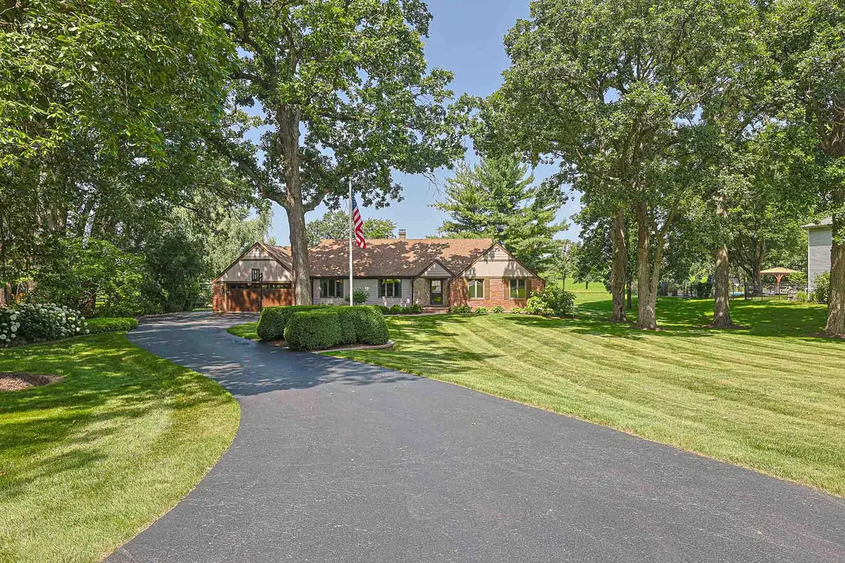 3S654 Terrace Drive, North Aurora, IL 60542 - #1