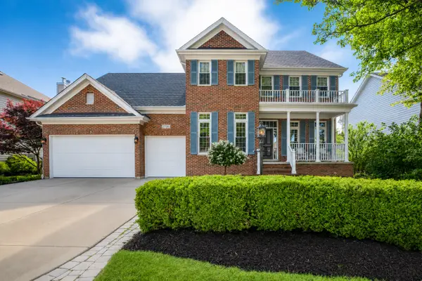 2736 Willow Ridge Drive, Naperville, IL 60564