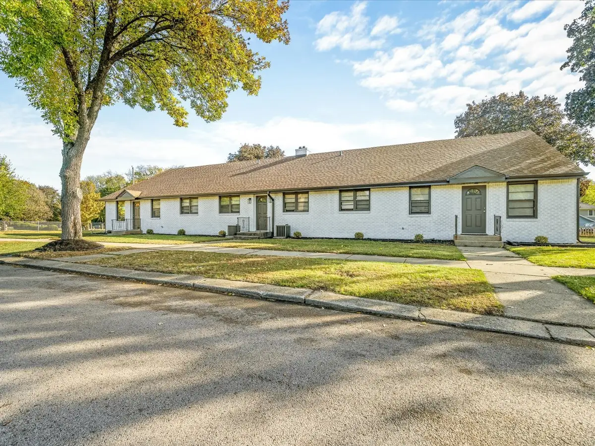 820 Cottage Grove Avenue, Rockford, IL 61103 - #1