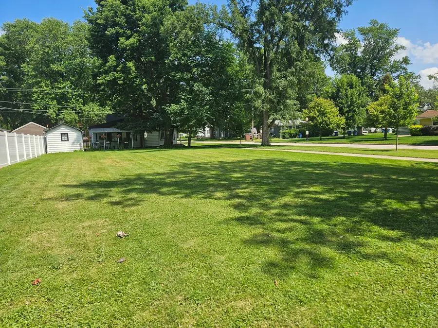 324 W Washington Street, Momence, IL 60954 - #2