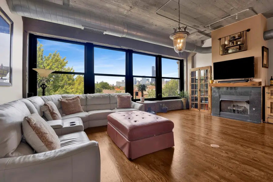 1033 W 14th Place #318, Chicago, IL 60608 - #2