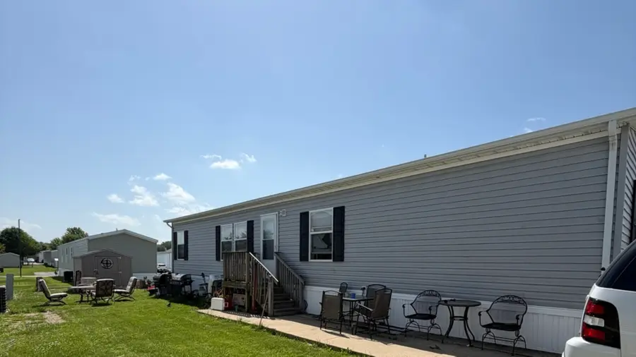 33 Saint Pauls Drive, Bourbonnais, IL 60914 - #3