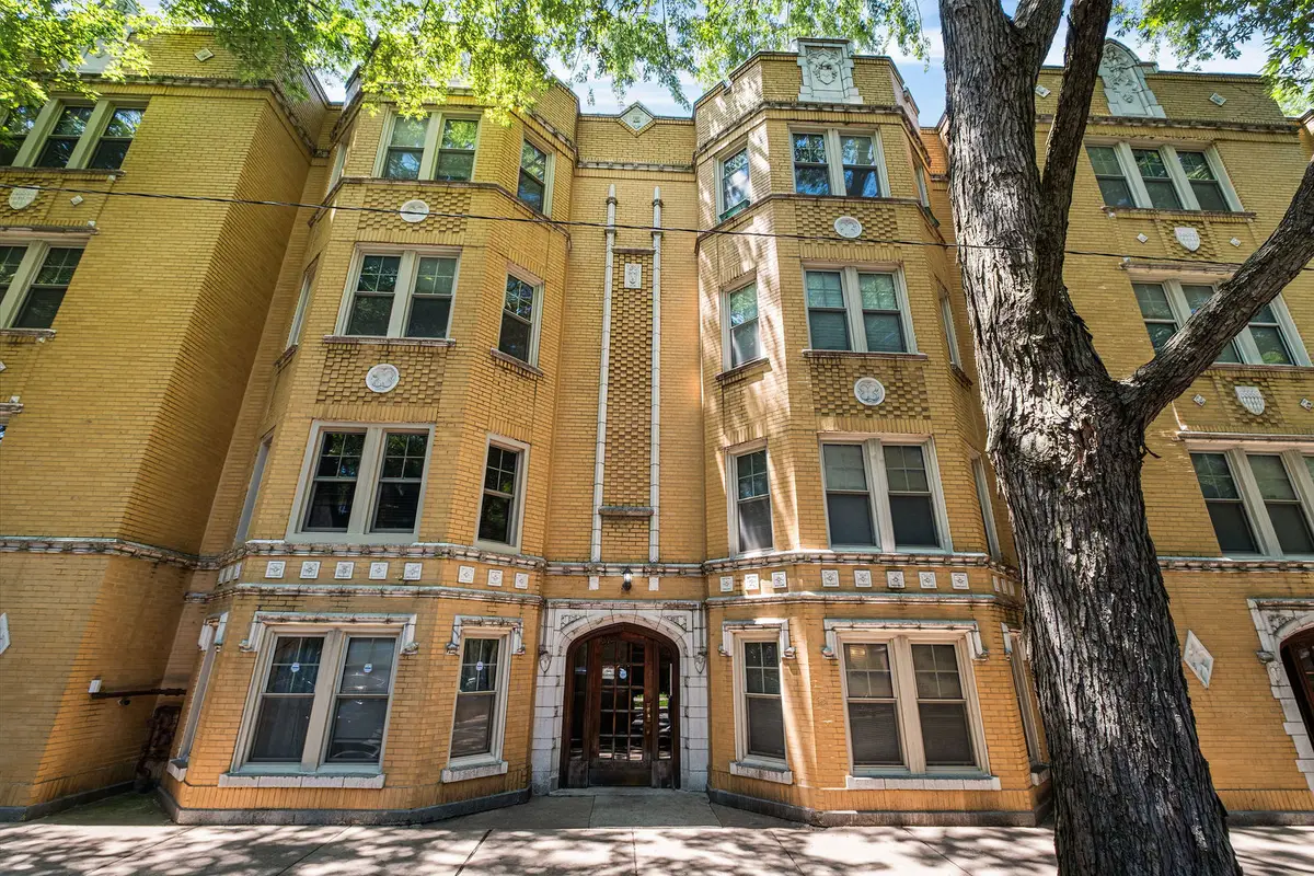 6452 N Bell Avenue #3, Chicago, IL 60645 - #1