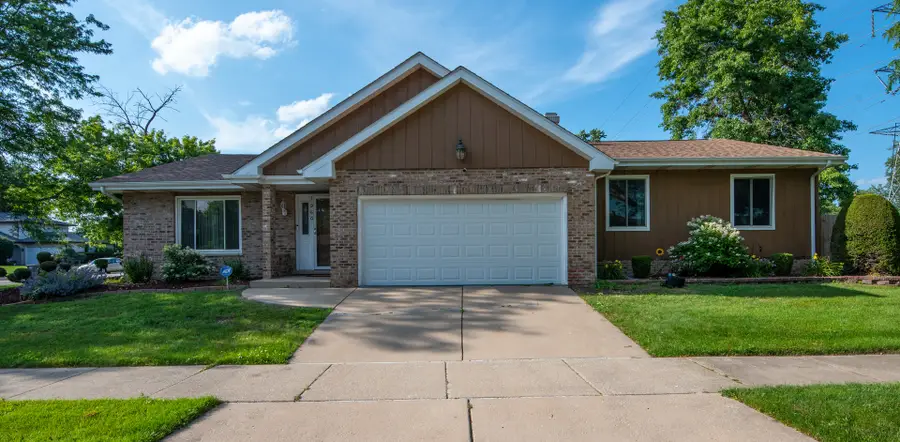 1960 185th Street, Lansing, IL 60438 - #2