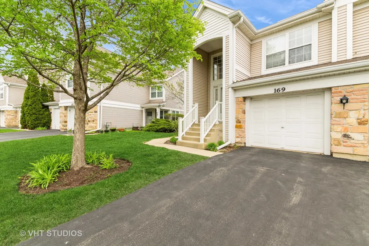 169 Concord Lane, Carol Stream, IL 60188 - #1