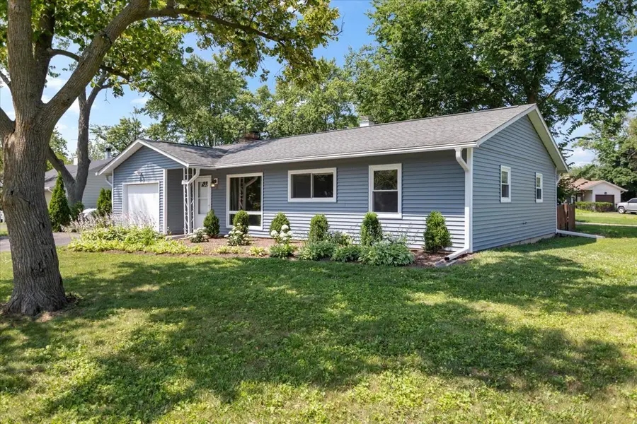 500 Cherry Circle, Glenview, IL 60025 - #2