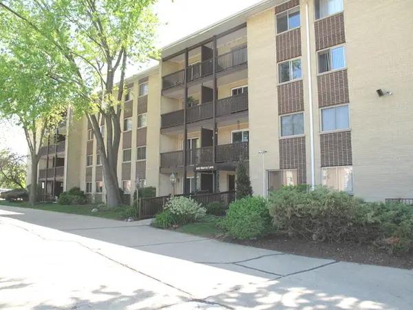 Address Withheld By Seller, Des Plaines, IL 60016