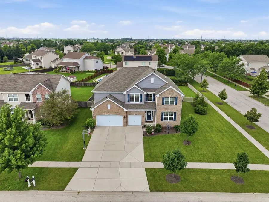 807 Richards Court, Shorewood, IL 60404 - #2