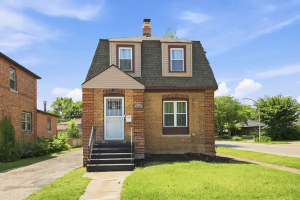 9300 S Francisco Avenue, Evergreen Park, IL 60805