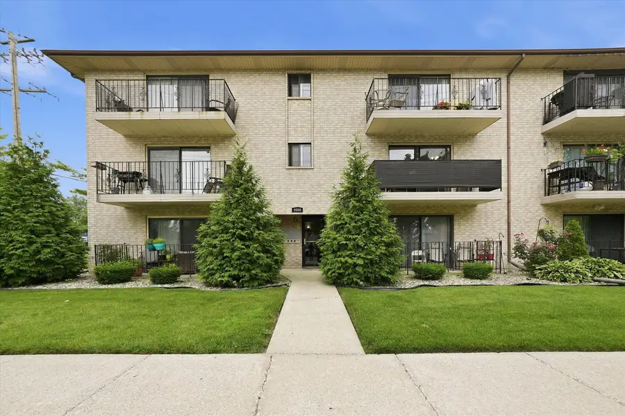 9800 Sayre Avenue #2B, Chicago Ridge, IL 60415 - #2