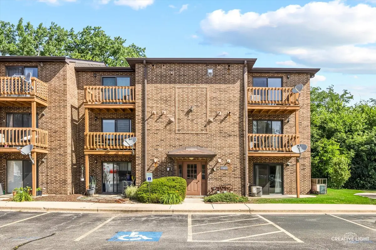 2260 Abbeywood Drive #F, Lisle, IL 60532 - #1