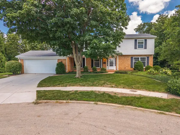 12 Northcrest Court, Bloomington, IL 61701