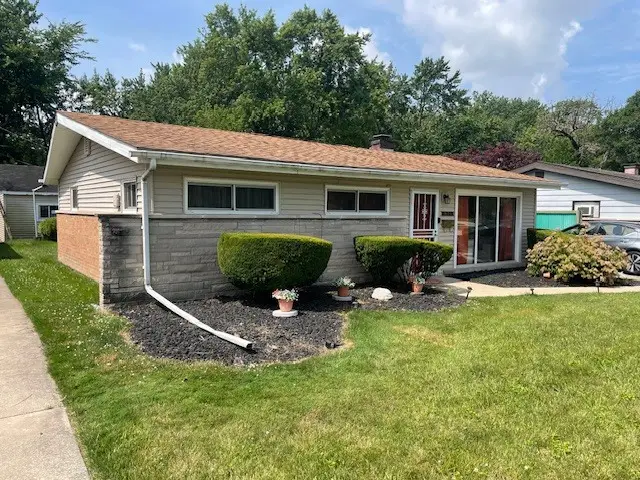 671 River Drive, Calumet City, IL 60409 - #2