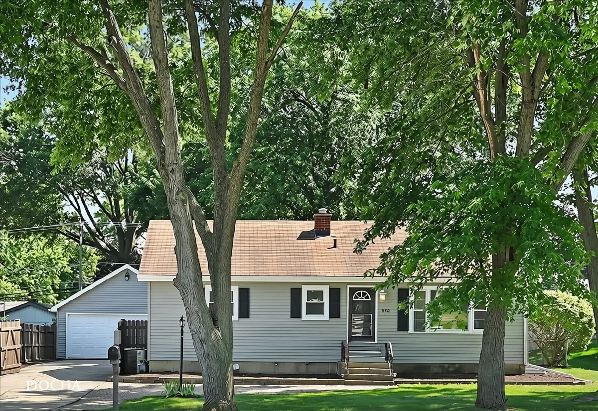 312 Oak Street, North Aurora, IL 60542 - #1