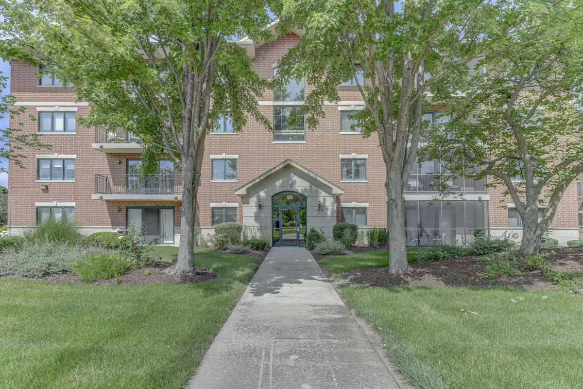 6810 W Winding Trail #202, Oak Forest, IL 60452 - #1