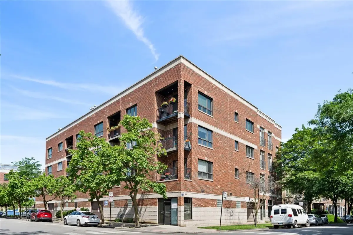 4700 N Kenmore Avenue #2C, Chicago, IL 60640 - #1