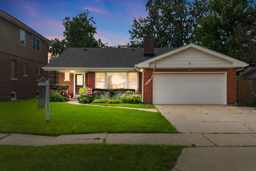 3326 Prairie Avenue, Brookfield, IL 60513 - #2