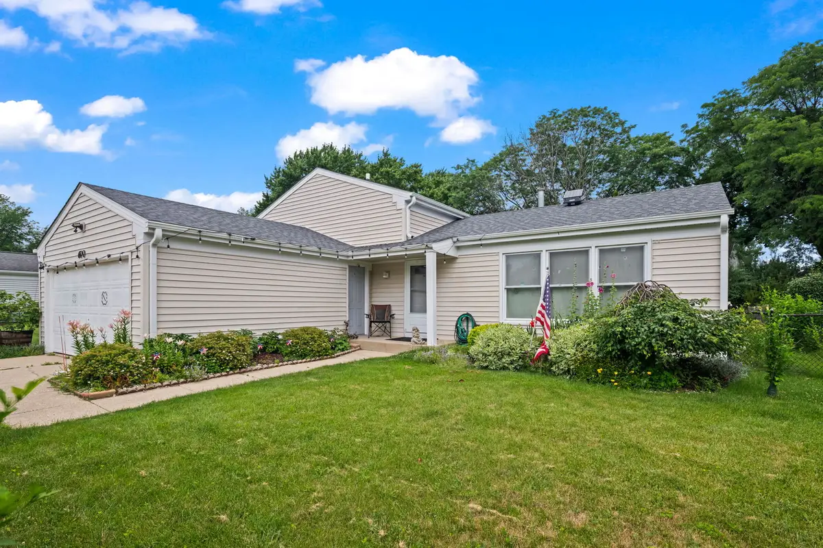 600 Thompson Boulevard, Buffalo Grove, IL 60089 - #1