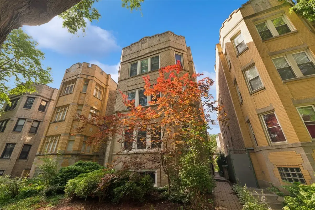 2215 W Arthur Avenue, Chicago, IL 60645 - #1