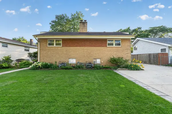 450 N Addison Road, Villa Park, IL 60181