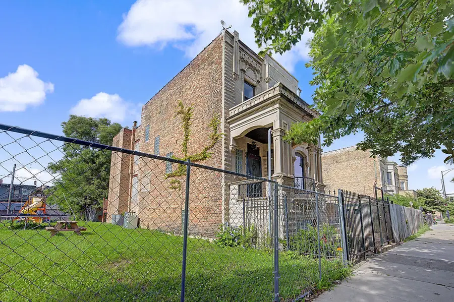 3416 W Jackson Boulevard, Chicago, IL 60624 - #3