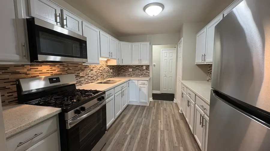 9562 Park Lane #2I, Des Plaines, IL 60016 - #3