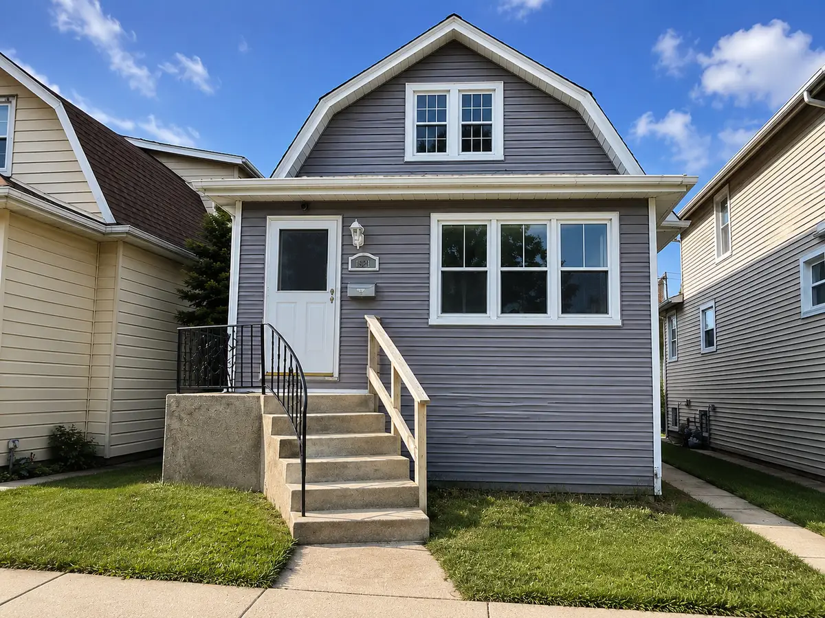 5630 W Cornelia Avenue, Chicago, IL 60634 - #1