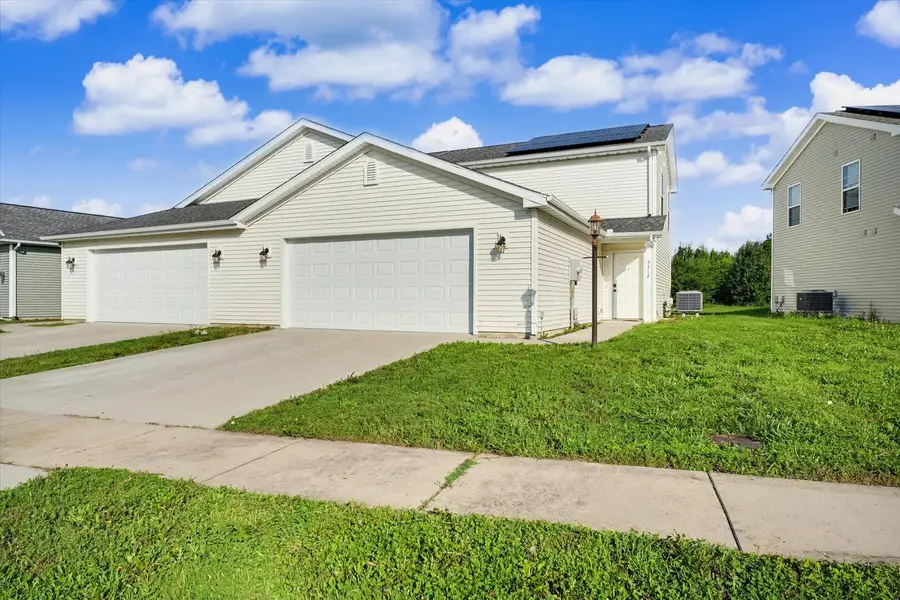 3312 Boulder Ridge Drive, Champaign, IL 61822 - #2