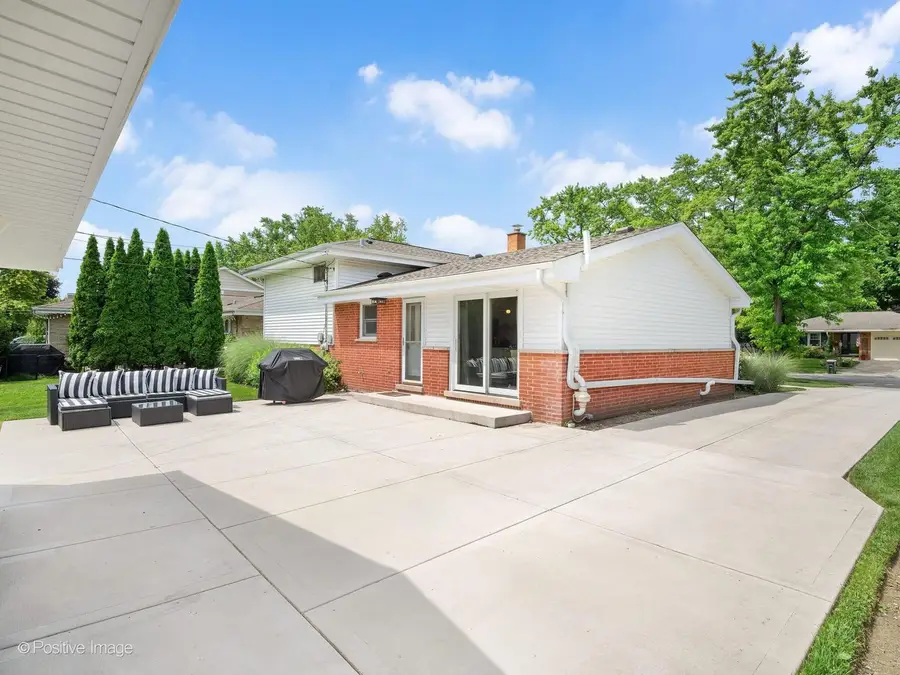 31 N Forrest Avenue, Arlington Heights, IL 60004 - #3