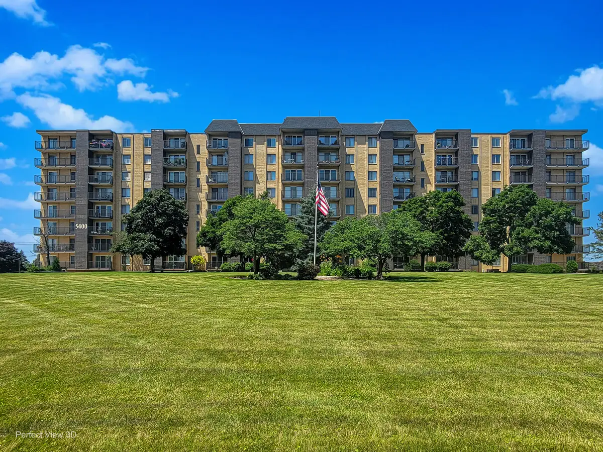 5400 Walnut Avenue #406, Downers Grove, IL 60515 - #1
