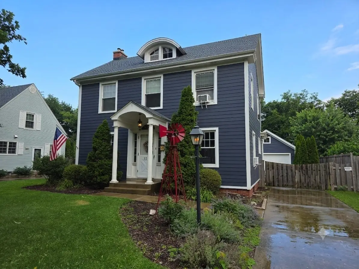 323 N Jefferson Street, Batavia, IL 60510 - #1