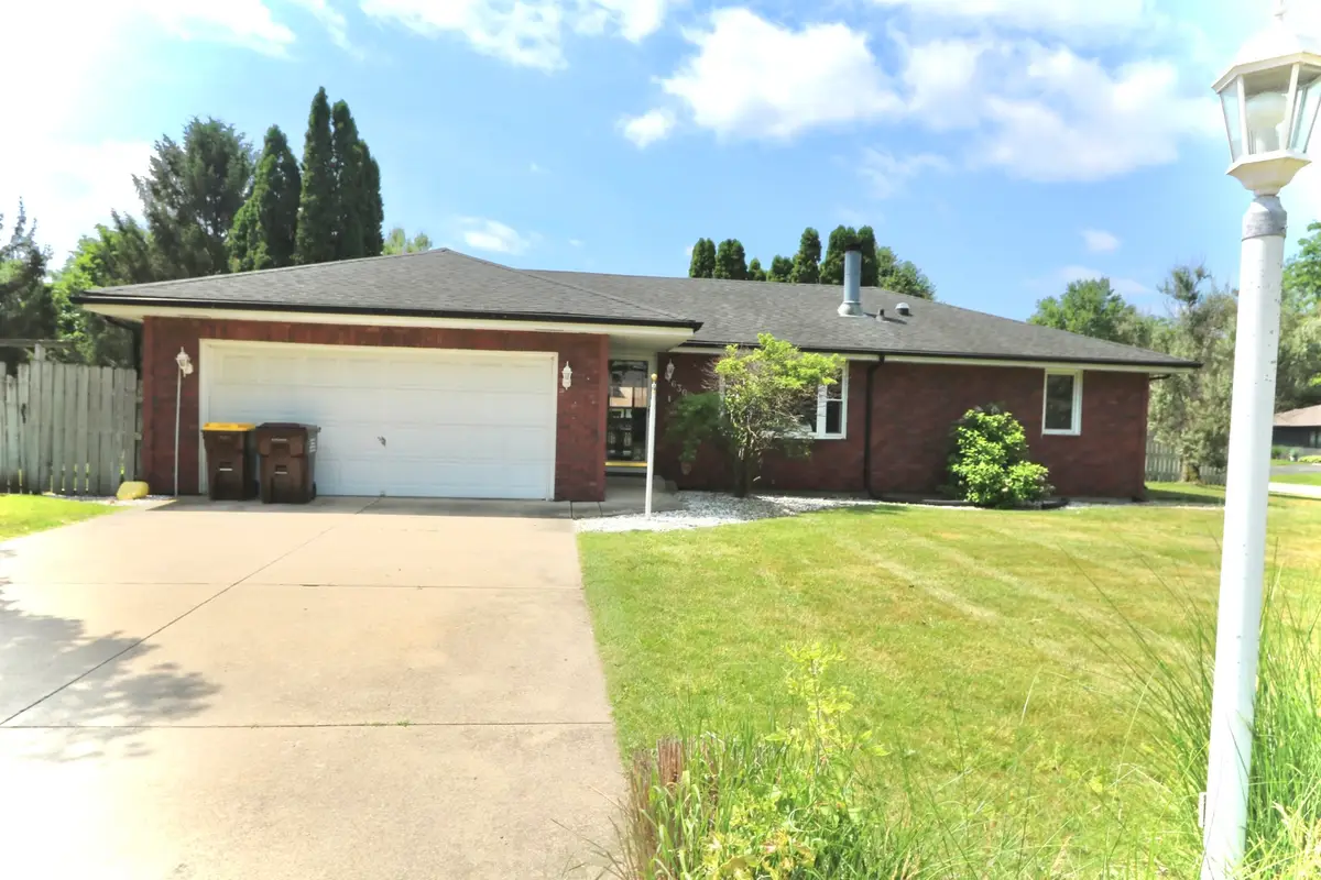 6300 Weathervane Lane, Machesney Park, IL 61115 - #1