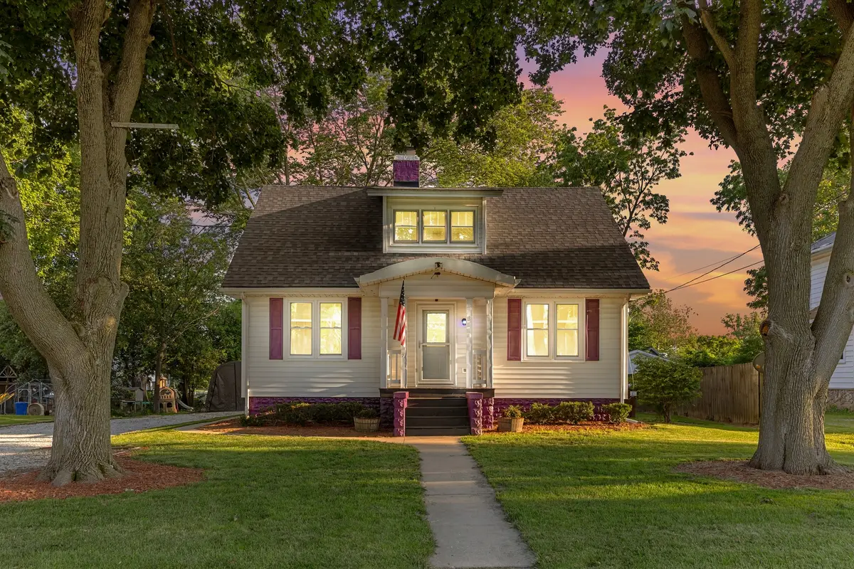 310 E Washington Street, Ashkum, IL 60911 - #1