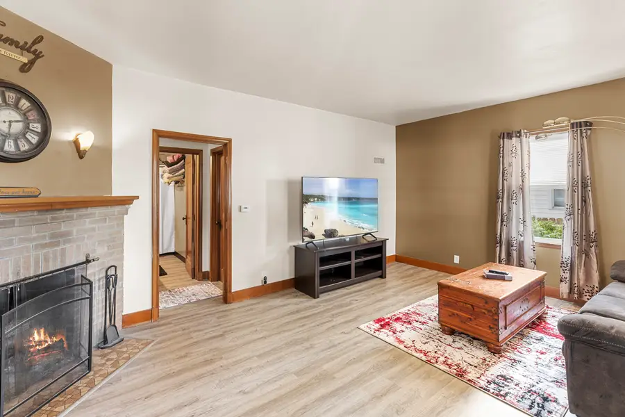 310 E Washington Street, Ashkum, IL 60911 - #3