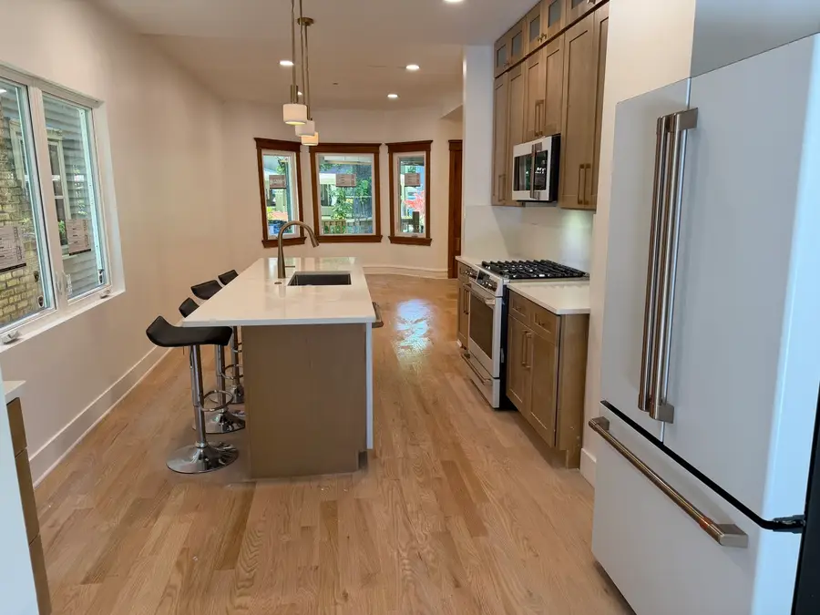 Address Withheld By Seller, Chicago, IL 60660 - #2