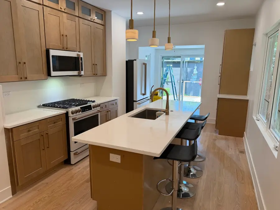 Address Withheld By Seller, Chicago, IL 60660 - #3