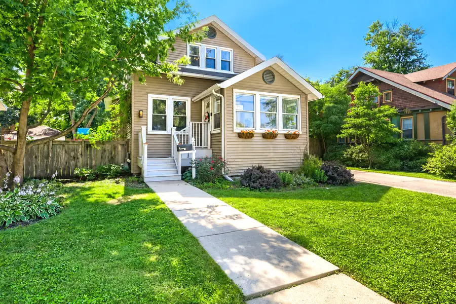 736 Arlington Avenue, Des Plaines, IL 60016 - #2