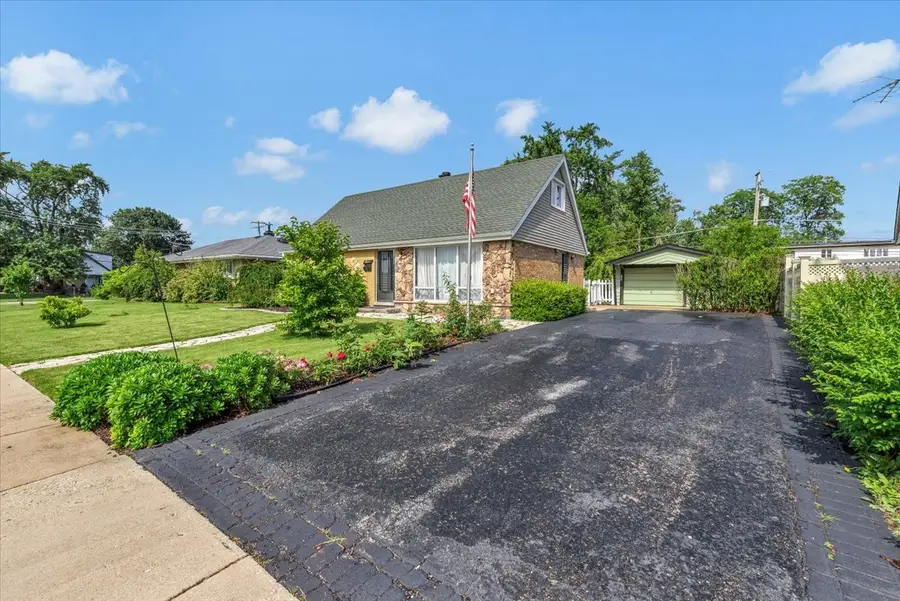 8901 Southfield Drive, Bridgeview, IL 60455 - #2