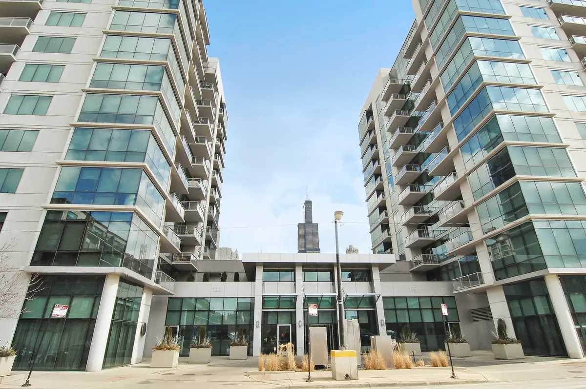 123 S Green Street #809B, Chicago, IL 60607 - #1