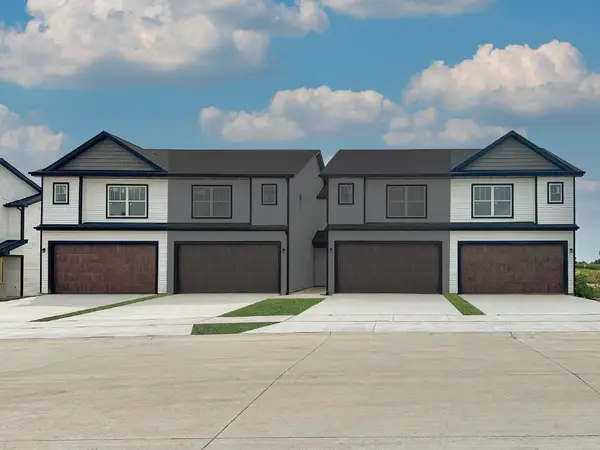 5232 Polster Place, Bettendorf, IA 52722