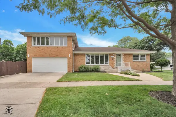 7621 W Main Street W, Niles, IL 60714