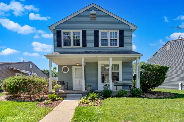 1008 Geneva Drive, Geneva, IL 60134