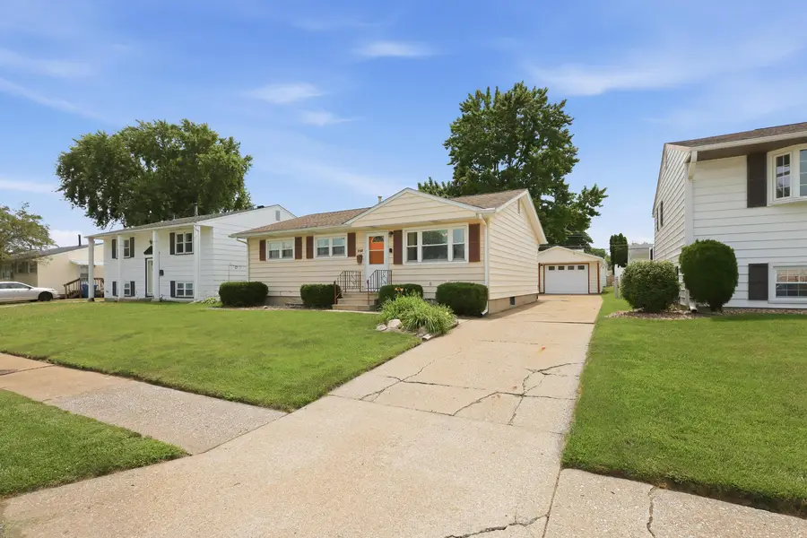356 38th Avenue, East Moline, IL 61244 - #2