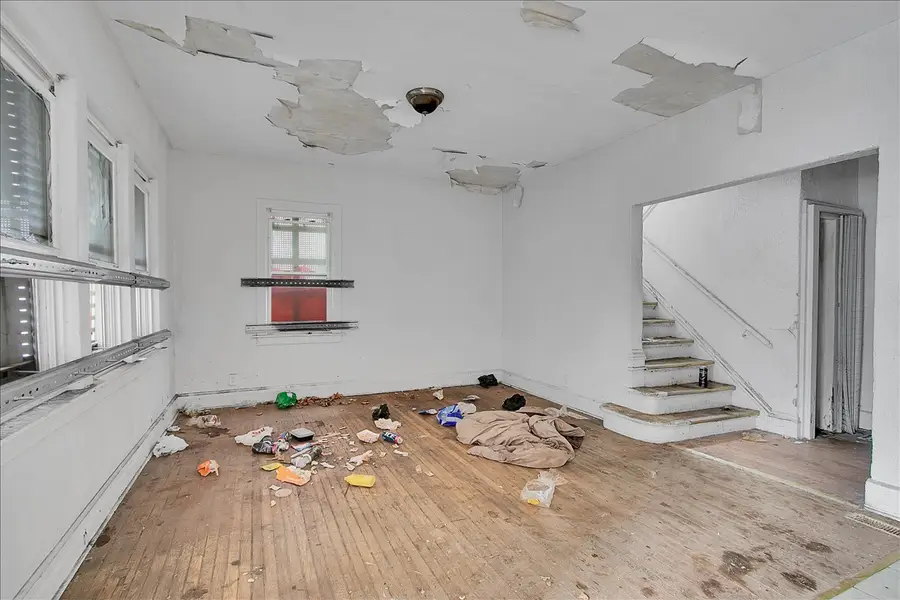 912 W 87th Street, Chicago, IL 60620 - #2